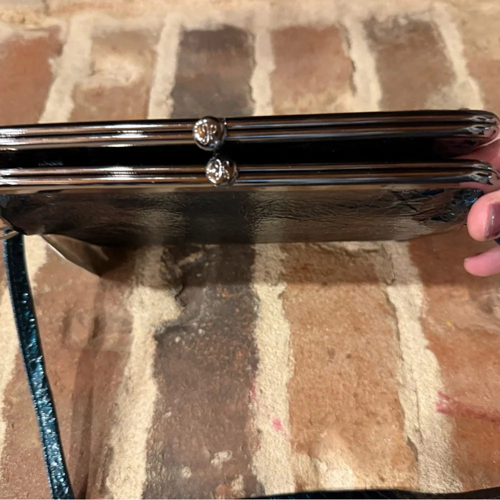 NWT HOBO Brand Crossbody Clutch - Picture 3 of 8